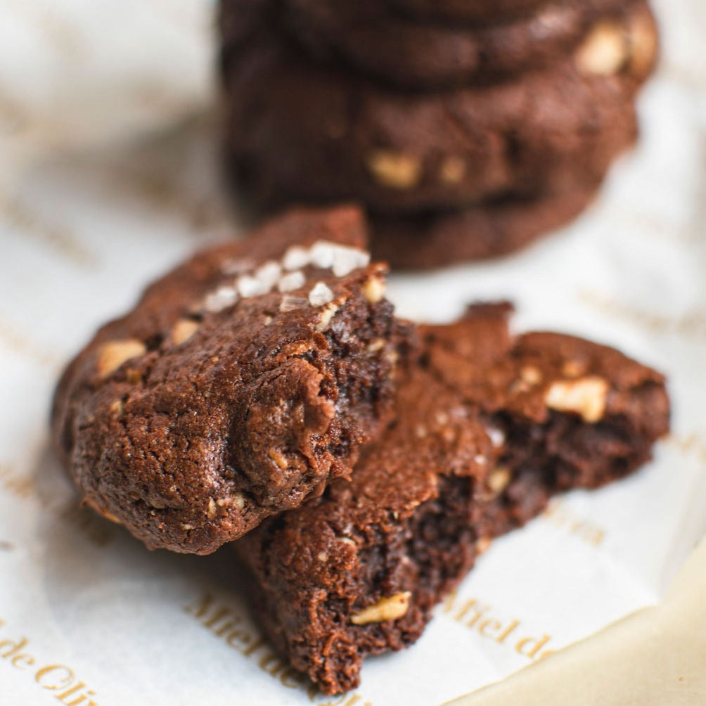 Galleta brownie con sal de mar