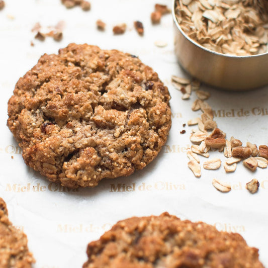 Galleta de avena, arándano y nuez