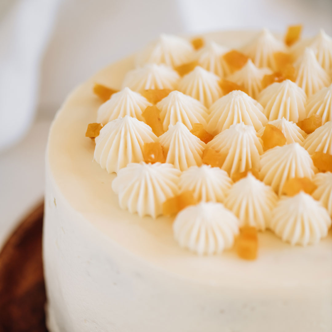 Pastel de almendra y chabacano